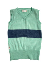 Load image into Gallery viewer, Merino kids knit vest (4-5Y)
