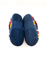 Load image into Gallery viewer, Lego crocs (10–11K)
