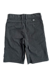 Load image into Gallery viewer, Vans shorts (10-12Y)
