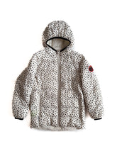 Load image into Gallery viewer, Cry wolf puffer jacket (5-6Y)

