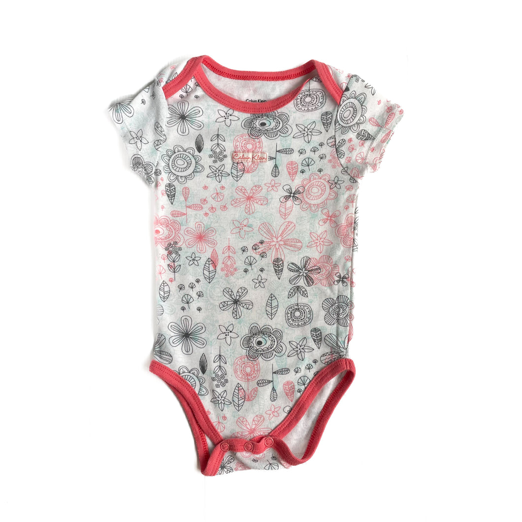Calvin Klein bodysuit (6-9M)