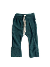 Load image into Gallery viewer, Baby baby merino pants (nb)
