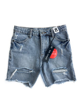 Load image into Gallery viewer, No issue  denim shorts NEW (8Y)
