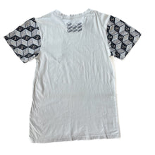 Load image into Gallery viewer, Minecraft T-shirt (S)
