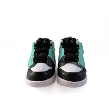Load image into Gallery viewer, Jordan Air 1 mid (5C)

