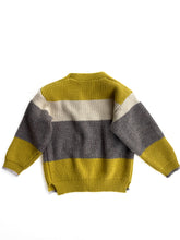 Load image into Gallery viewer, Knit cardigan (2Y)
