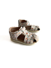 Load image into Gallery viewer, Pretty Brave Billie 1st Walker Sandal - Botanical (21)
