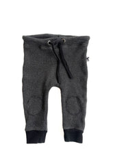 Load image into Gallery viewer, Minti trackpants (6-9M)
