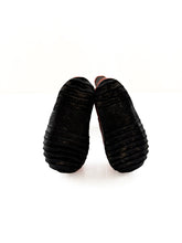 Load image into Gallery viewer, Skellerup red band gumboots (3C)
