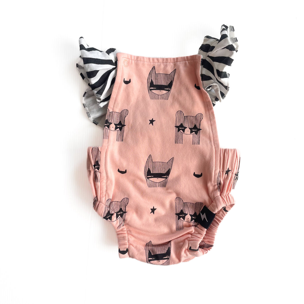 Kapow romper (3-6M)