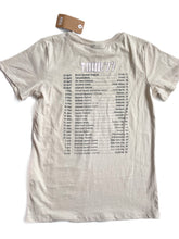 Load image into Gallery viewer, Pink Floyd T-shirt NEW (8Y)
