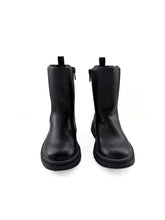 Load image into Gallery viewer, Cotton on boots (8C)
