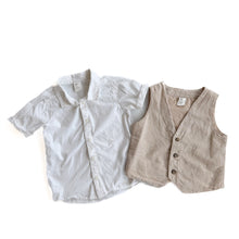 Load image into Gallery viewer, H&amp;M button up shirt &amp; linen blend vest (2Y)

