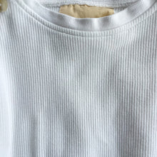 Load image into Gallery viewer, Worrn waffle jumper (2-3Y)
