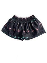 Load image into Gallery viewer, Country road flamingo shorts (6Y)
