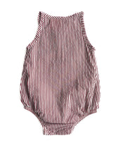 Load image into Gallery viewer, Nature baby romper (3-6M)
