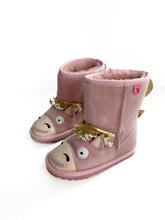 Load image into Gallery viewer, Emu Unicorn merino boots (8C)

