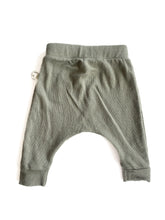 Load image into Gallery viewer, Ricochet merino pants (0-3M)
