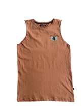Load image into Gallery viewer, Hello stranger skate singlet (12Y)
