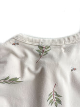 Load image into Gallery viewer, Wilson &amp; Frenchy onesie (6-12M)
