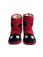 Load image into Gallery viewer, Emu ladybug merino boots (9C)
