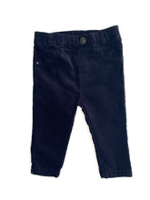 Load image into Gallery viewer, Milky fine corduroy pants (6-12M)

