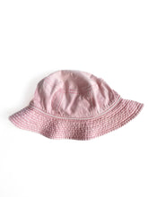 Load image into Gallery viewer, Strawberry bucket hat (48cm)
