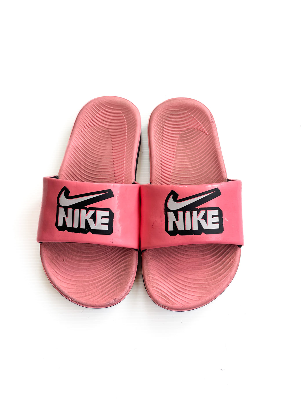 Nike slides (1Y)