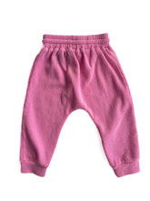 Load image into Gallery viewer, Maddison &amp; May waffle track pants (1Y)
