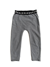 Load image into Gallery viewer, Bonds tights (3Y)
