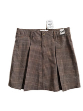 Load image into Gallery viewer, Cotton on pleated skirt NEW (9-10Y)
