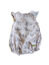 Load image into Gallery viewer, Winnie the pooh romper (0-3M)
