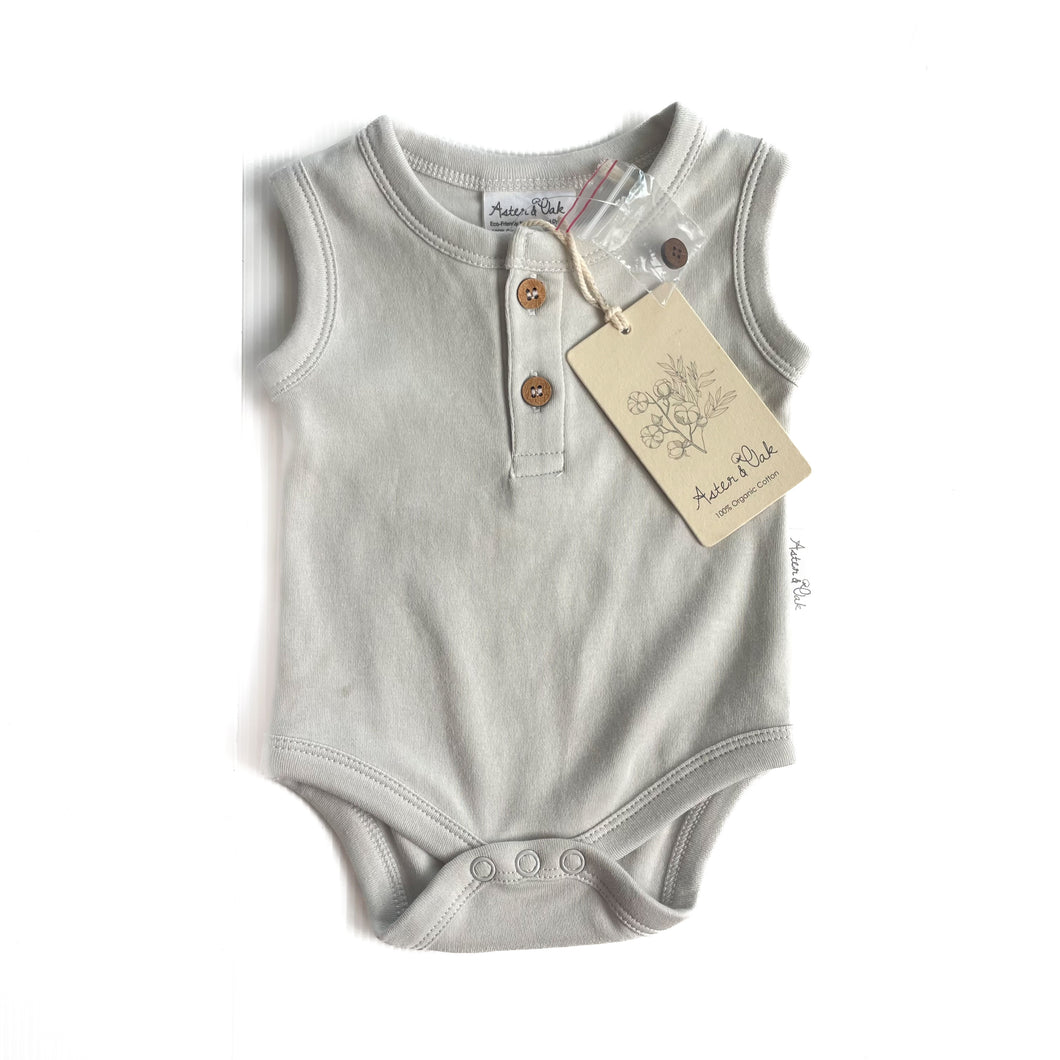 Aster & oak organic cotton bodysuit NEW (nb)