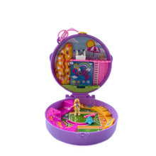 Load image into Gallery viewer, Polly pocket soccer squad
