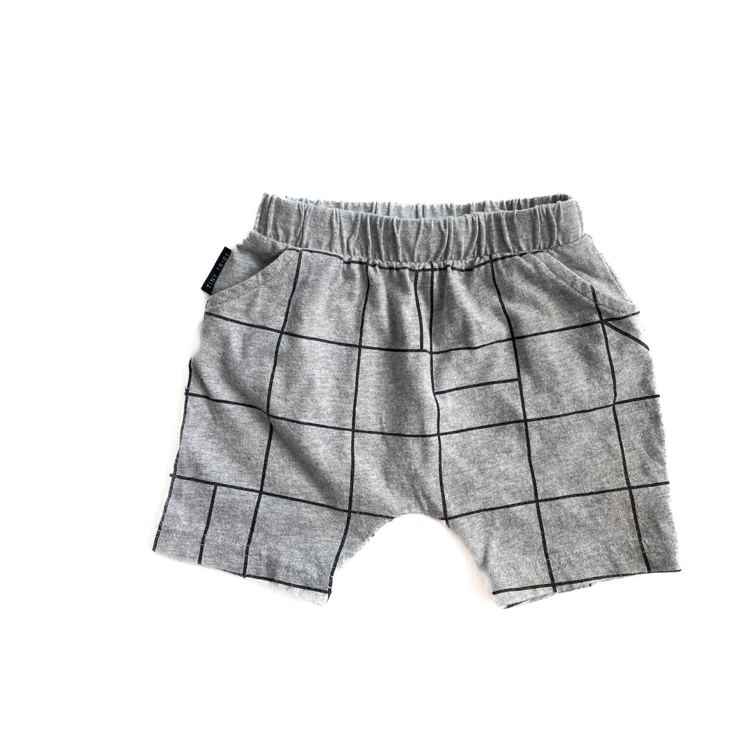 Tiny tribe shorts (0-3M)