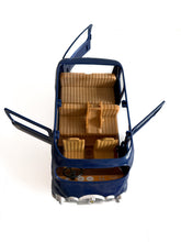 Load image into Gallery viewer, Sylvanian Families Seven Seater Van

