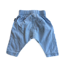 Load image into Gallery viewer, Bonds chambray pants (0-3M)
