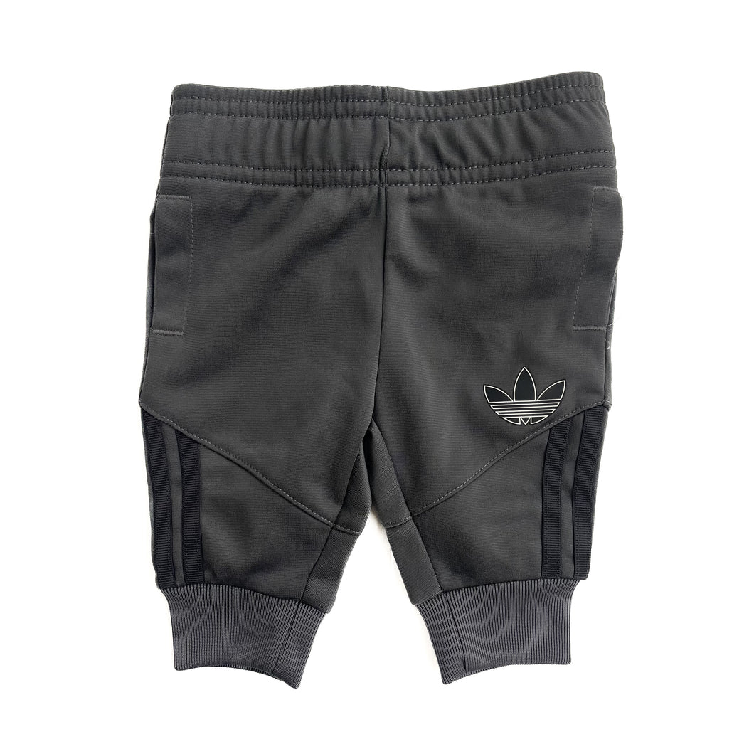 Adidas orginals trackpants (0-3M)