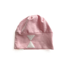 Load image into Gallery viewer, Minti beanie (0-6M)
