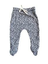 Load image into Gallery viewer, Jamie Kay footed pants (6-12M)
