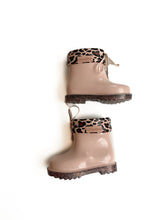 Load image into Gallery viewer, Mini mellisa boots (7C)
