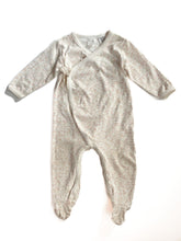 Load image into Gallery viewer, Jamie Kay onesie (6-12M)
