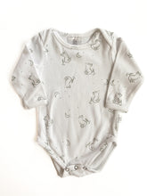 Load image into Gallery viewer, Babu bodysuit (0-3M)
