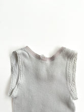 Load image into Gallery viewer, Bonds singlet (0-3M)

