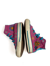 Load image into Gallery viewer, Converse all stars
