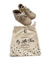 Load image into Gallery viewer, Karibou boots (9)
