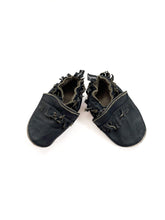 Load image into Gallery viewer, Tommy tickle leather moccasins (6-12M)
