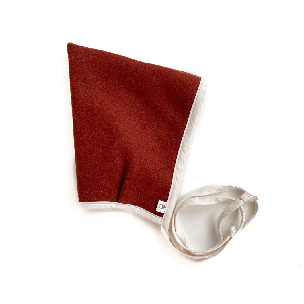 Moss&Wilds wool bonnet