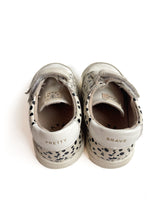 Load image into Gallery viewer, Pretty brave shoes (6)
