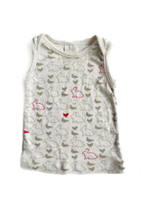 Load image into Gallery viewer, Nature baby singlet (3-6M)
